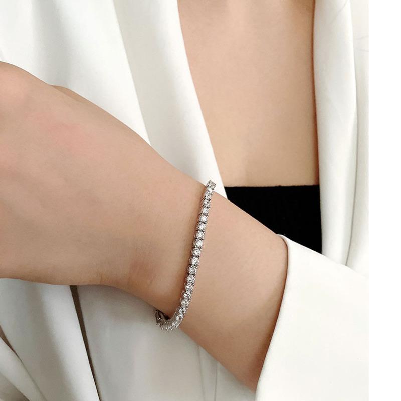 Bransoletka z kamienia Mossan lekki luksus wykwintne srebro 925 10 punktów bransoletka z diamentem Mossan prosty pełny diament IIN