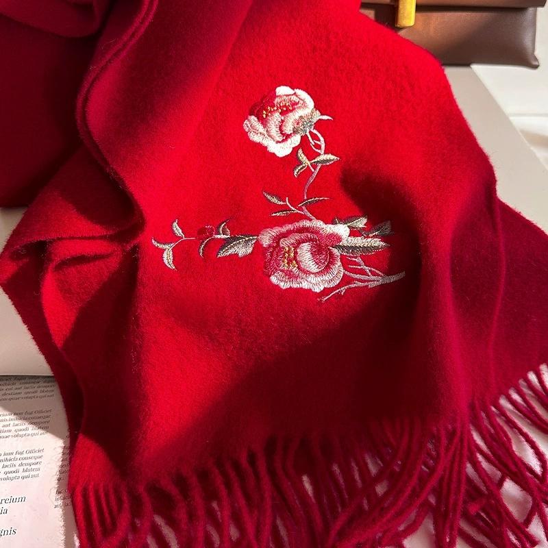 New Embroidered 100% Pure Wool Scarf Chinese Style High-End Warm Floral Shawls Sutumn And Winter Wool Scarves For Ladies