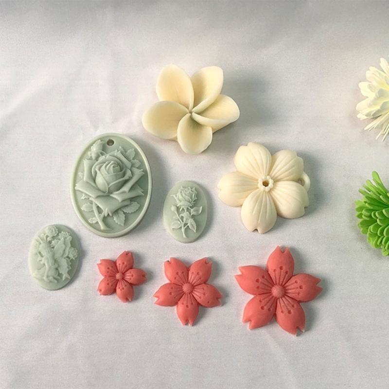 Formička na fondán ve tvaru květu Formička na sušenky DIY Kreslená lisovací forma na pečení Nástroje na narozeninové sušenky Nástroje na zdobení dortů