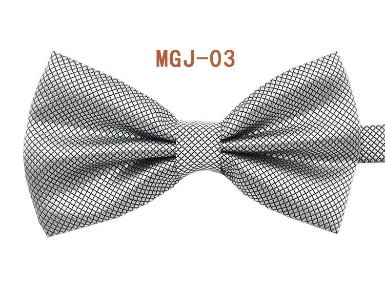 Pajarita de Doble Capa Negra Lisa para Hombre - Cuadrícula Cubo Británica, 27 Colores Disponibles para Eventos Formales y Bodas.