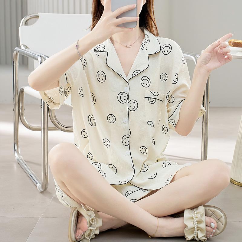Summer fashion high-end pajamas printed short-sleeved shirts pajamas are comfortable and can be worn at home
