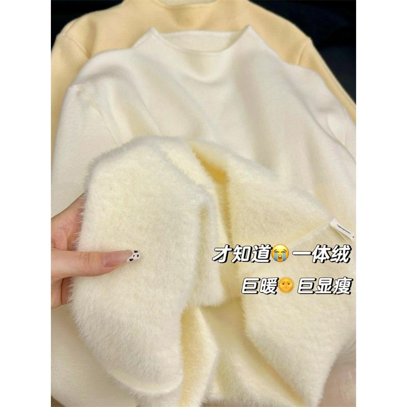Thickened semi-turtleneck soft waxy knitted top women's autumn and winter skin-friendly integrated fleece bottoming shirt temperament simple sweater