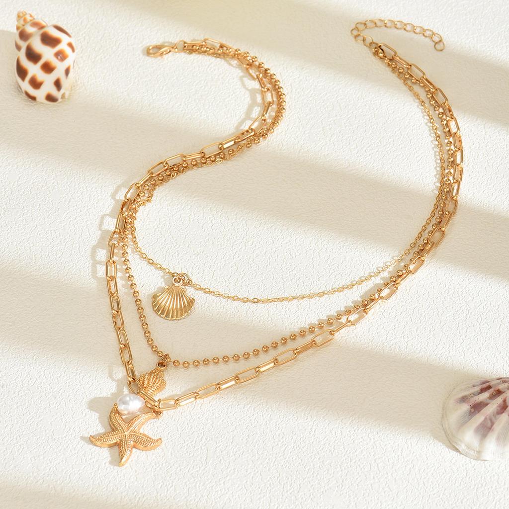 Boho Y2K Multilayer Crystal Chain Necklace for Women Star Moon Sun Starfish Shell Conch Pendant Choker Jewelry Accessories
