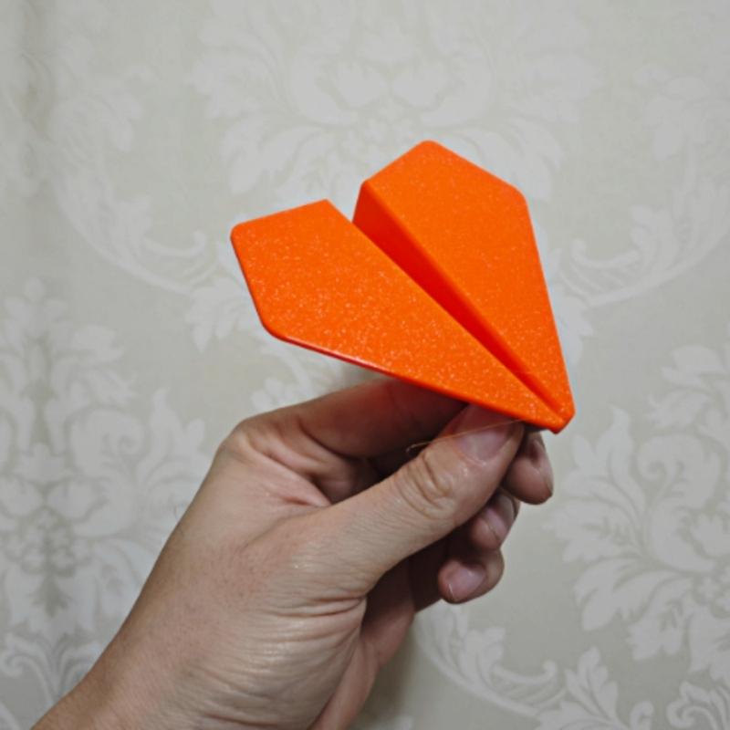 360° Spin Airplanes Car Accessory Strong Auto Interior Decoration Automatic Rotating Airplanes Unique Gift for Car