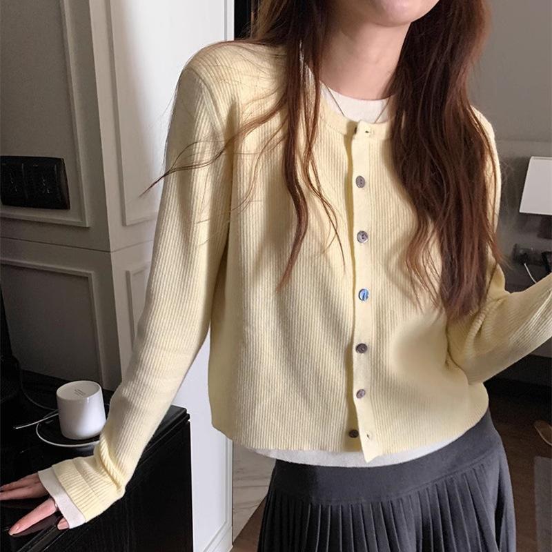 

Осень и зима новый вязаный кардиган топ из двух частей с мягкой восковой расцветкой, женский маленький короткий нежный свитер-жакет, трендовый one size fits all жёлтый