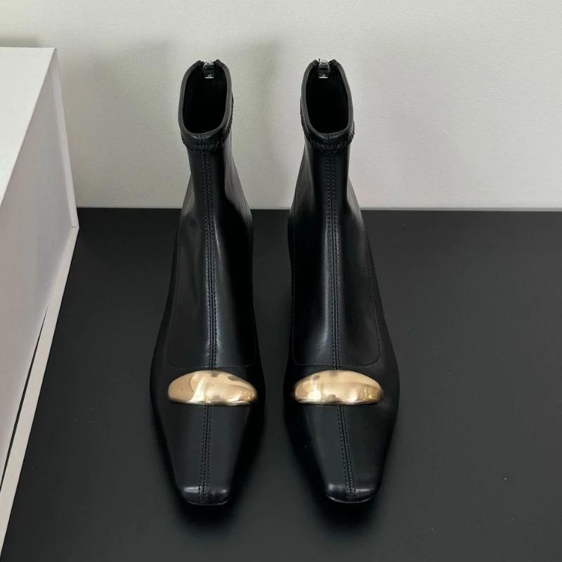 

Новые дизайнерские ботильоны женские с металлической пряжкой и квадратным носком, современные женские модные короткие ботинки на низком каблуке, женские ботинки Para Mujer 40