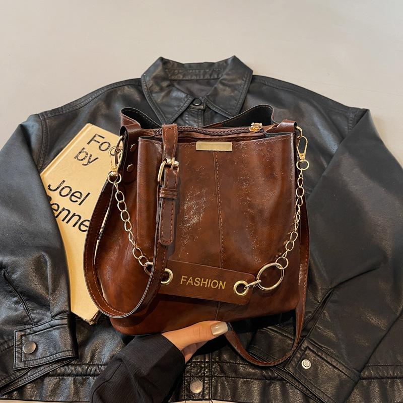 Vintage Maillard Premium Niche Design Tote Bag Women's Versatile Commuter Large Capacity Personalized Messenger Bag