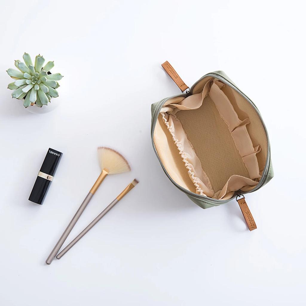 Women Portable Cosmetic Storage Bag Travel Toiletry Wash Bag Makeup Pouch Lipstick Phone Handbag Organizer