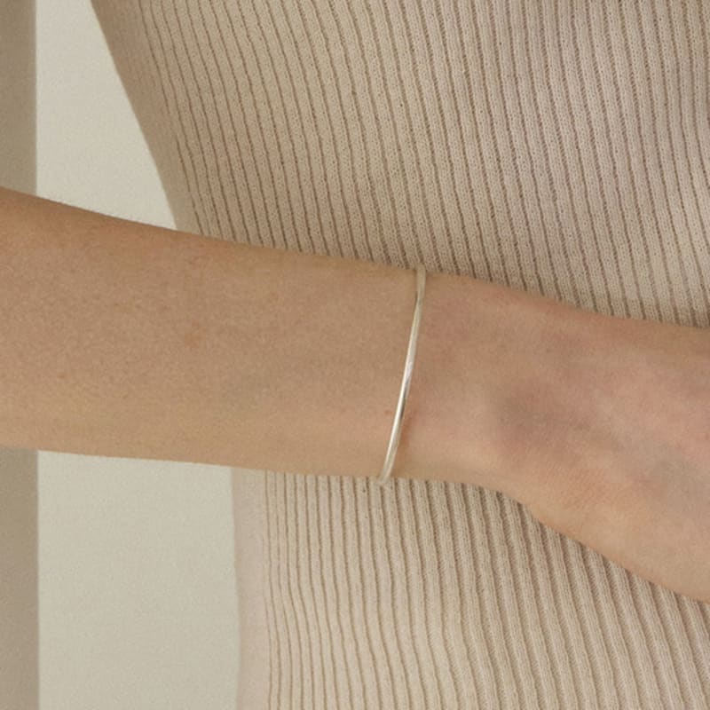 PAIGEFLYNN JEWELRY [925 Silver] Luna Band Bangle Bracelet