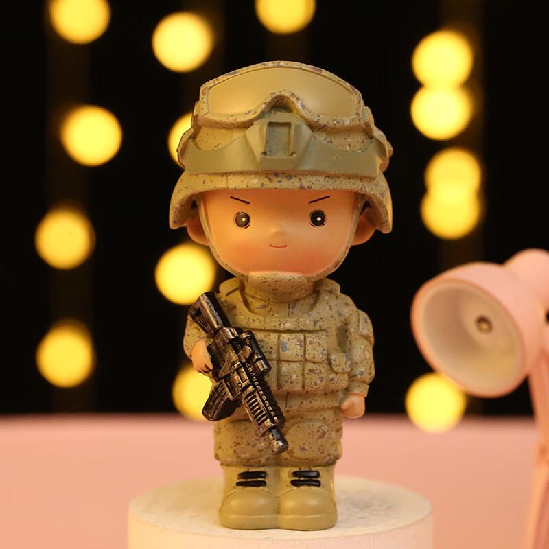 UOSU Resin Little Soldier Car Dashboard Ornament