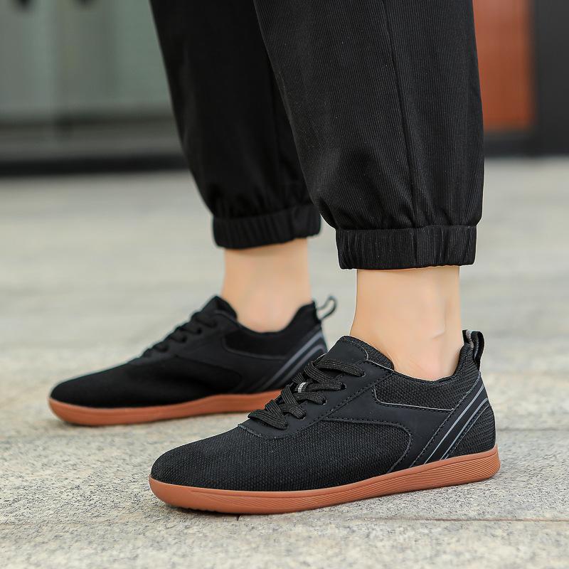 

Новые туфли с большой головкой, мужские и женские, свободные, удобные, широкие, с мягкой подошвой, сетчатая поверхность, повседневная обувь для занятий спортом в помещении и на открытом воздухе 47 чёрный