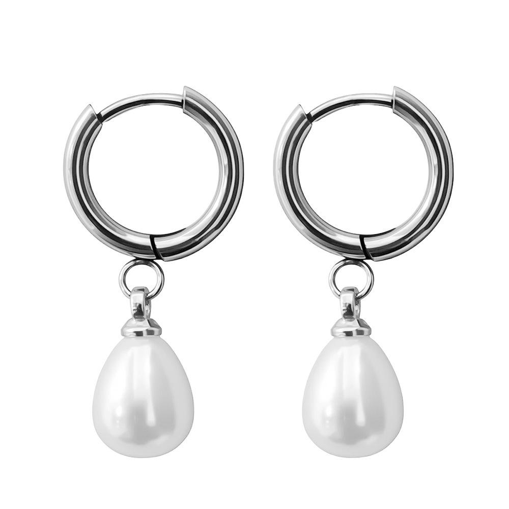 Titan-Perlenohrringe: Trendige koreanisch-inspirierte Hänge-Ohrklemmen für Damen mit einem einzigartigen Design.