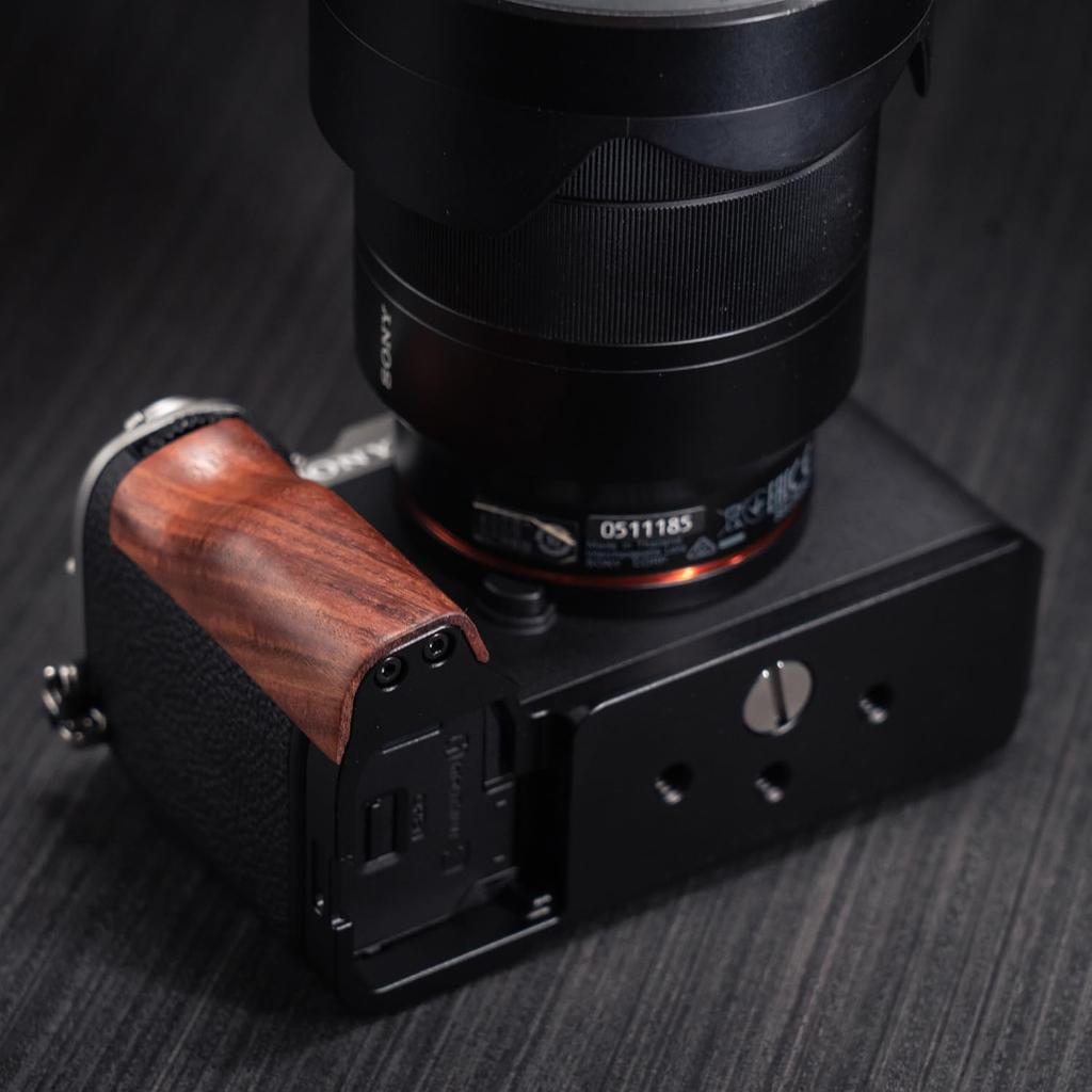 Kompatibel med Sony A7C Mark II A7C2 A7CR kamera eksklusiv plate Retro håndtak i ekte tre Arca standardspesifikasjon [Iborrys] ILCE-7CM2 L-formet ·