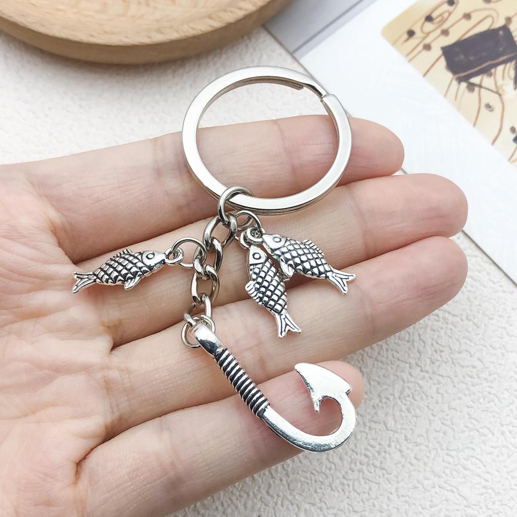 Fishing Hook Keychain: Fashionable Angler's Backpack Ornament with Small Fish Pendant