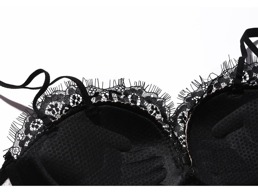 Women's Lace-Edge Wireless Bra Set for Small Chest Enhancement