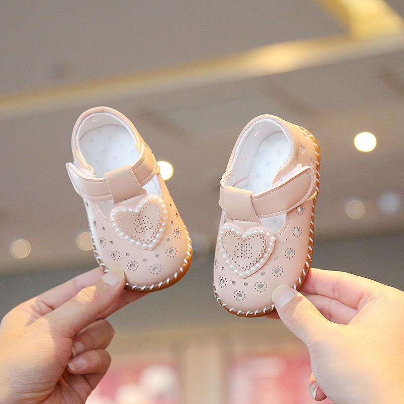 

Spring and summer baby girl sandals 0-2 years old soft-soled non-slip baby princess shoes breathable leather shoes toddler shoes hole shoes Size 14-18, please take 5 pairs