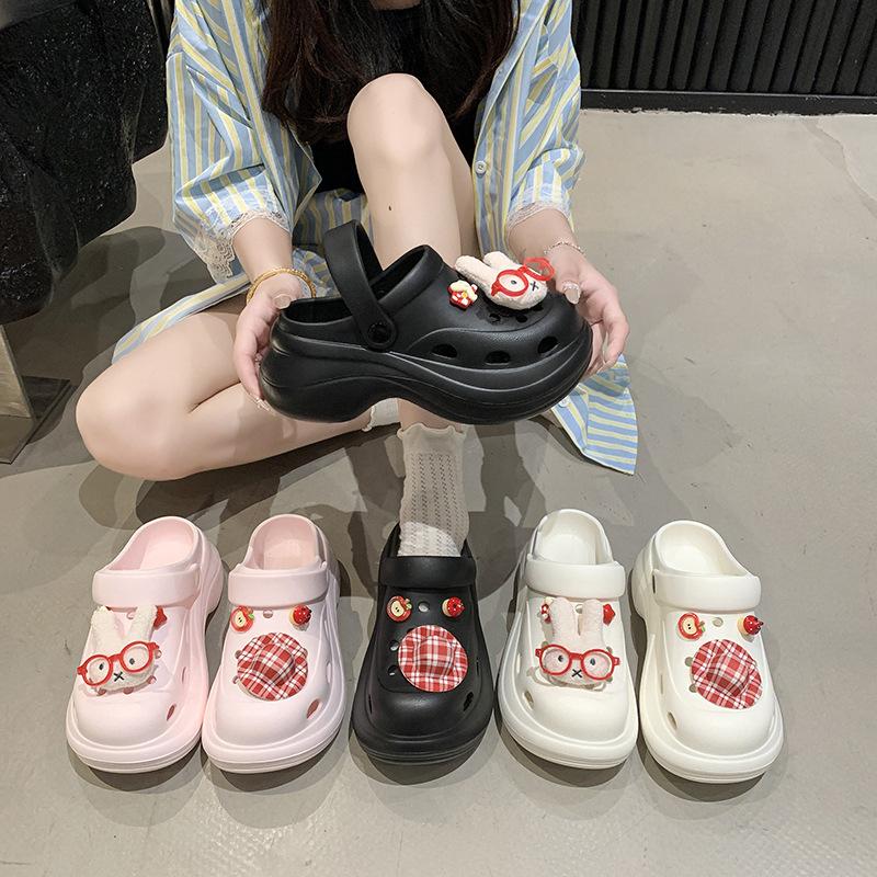 Cute Cartoon Rabbit Hole Shoes Women's Outer Wear 2025 Spring and Summer Thick-soled Versatile Non-slip Beach Bag Head Sandals
