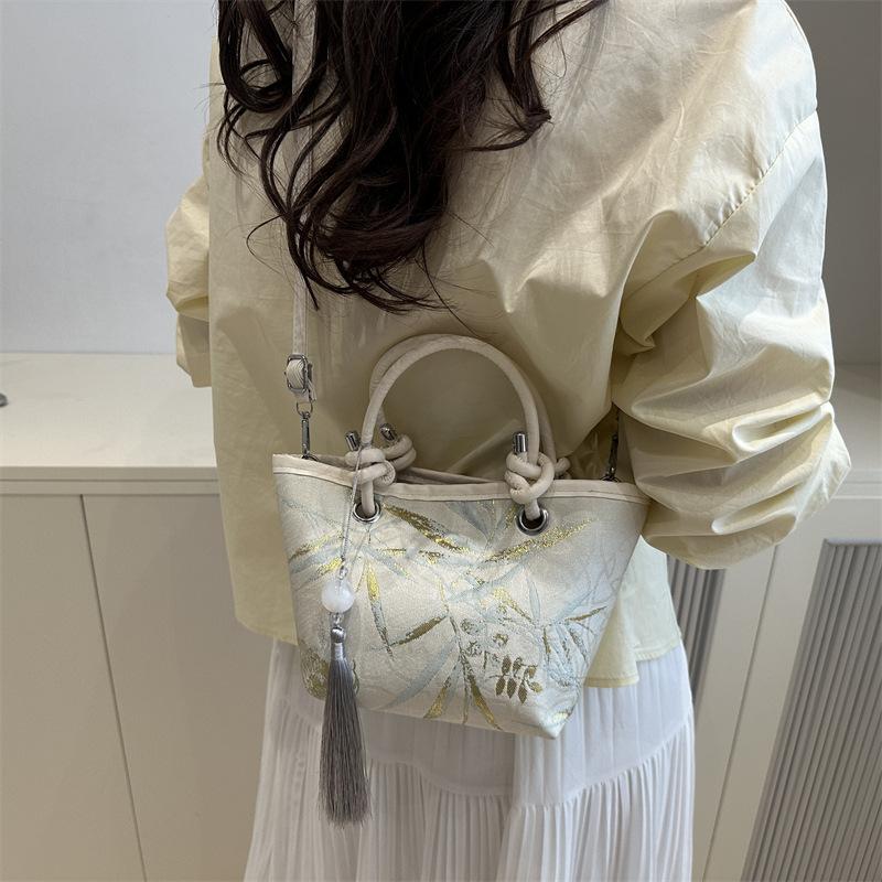 Embroidered Scenery Mini Tassel Pink Bag for Women Chinese Style Lady Casual Tote Handbags and Purse Female Small Phone Bags