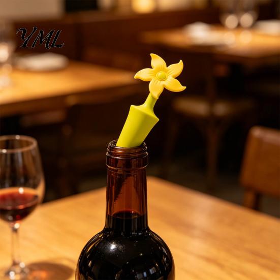 Reusable Silicone Bottle Stoppers Flower Wine Stopper, Food Grade Leak-Proof Sealer, Soft Flexible Sealing Lids Creative Floral Design Stopper for Red