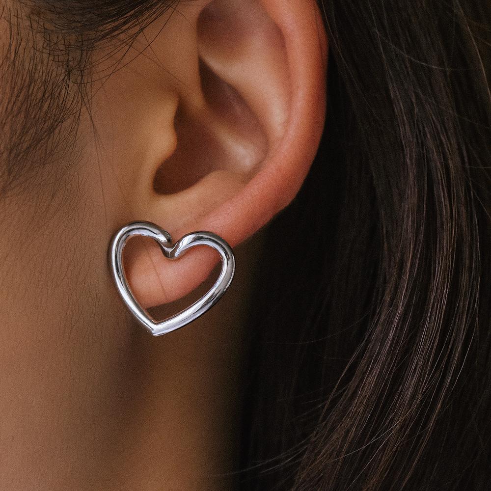 Stainless Steel Earrings Simple Fashion Three Colors Available Cutout Heart Design Earrings For Women Zircon  Anniversary Gift