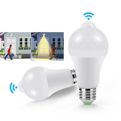 PIR Motion Sensor LED Light Bulb E27 12W 110V 220V Smart Dusk Dawn Night Lamp For Hallway Porch Corridor Garage Security Lights