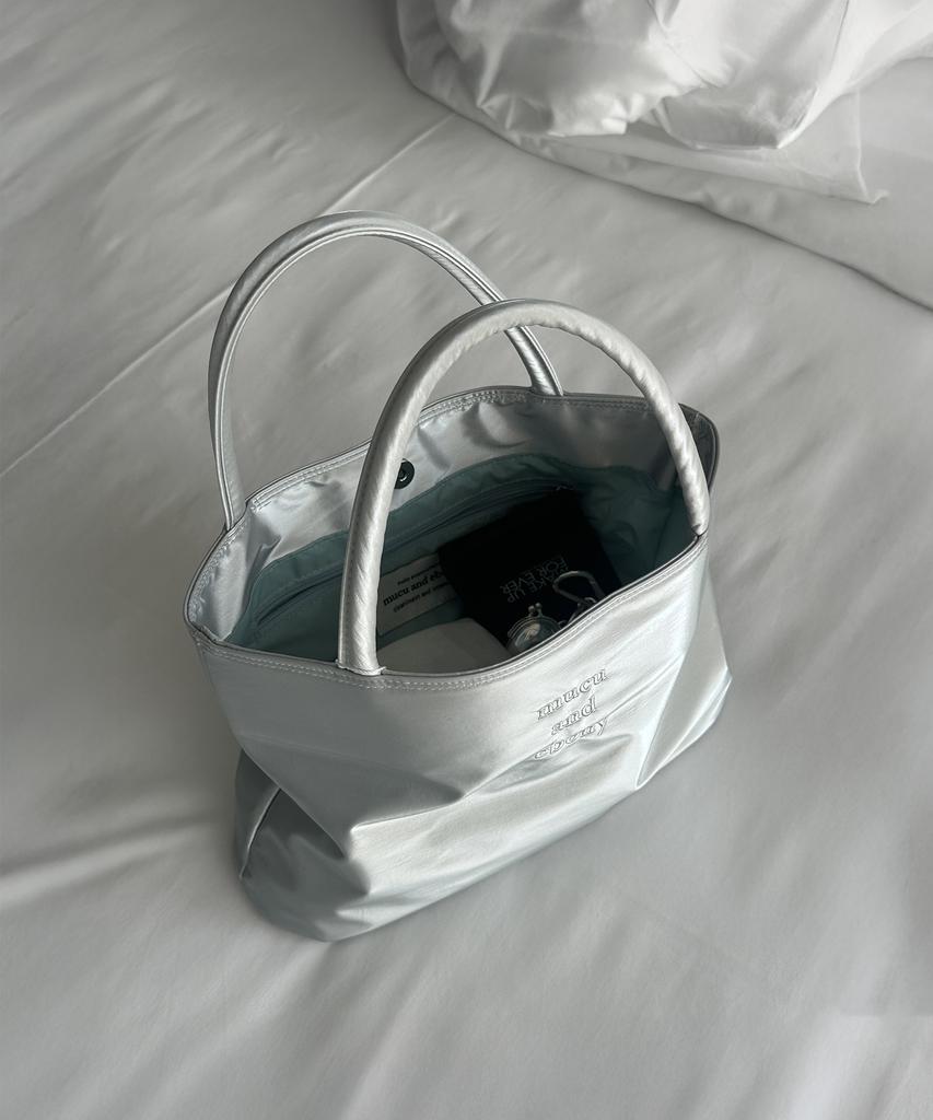 Mucu And Ebony Near Tote Bag _ Silver