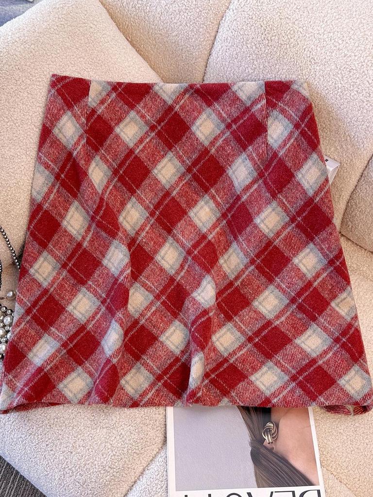 Plus Size Retro Red Plaid Woolen High Waist Slimming Mid-Length Skirt for Autumn/Winter.