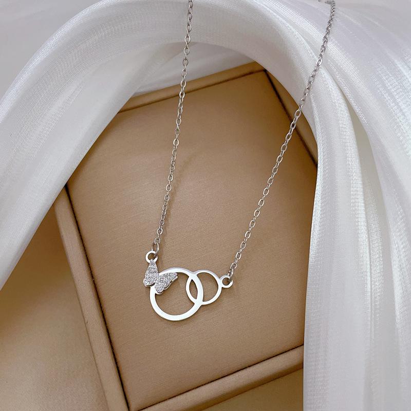 

Titanium Steel Double Ring Butterfly Temperament Personality Minimalist Furnace Real Gold Necklace Female Collarbone Chain