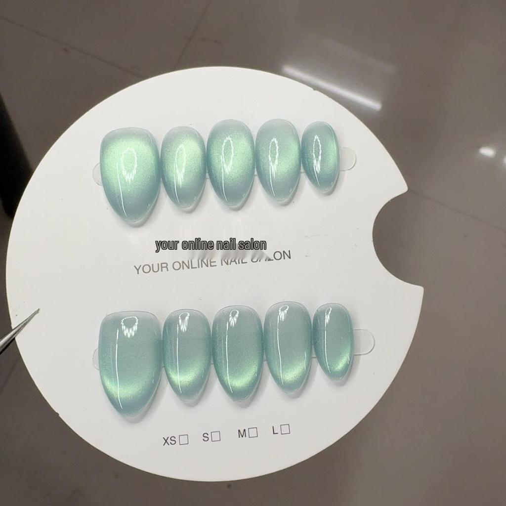 Handgefertigte Katzenaugen-Glasperlen-Nagelkunst-Kollektion: Abnehmbare tragbare Nagelspitzen