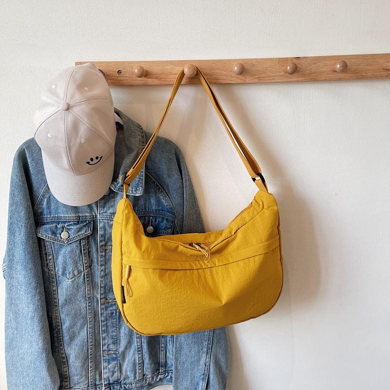 

Тканевая сумка большой вместимости, женская, студенческая, для занятий, универсальная на плечо, новая японская, высокого класса, сумка подмышку, нишевая сумка-мессенджер жёлтый