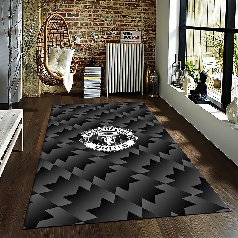 Manchester United Logo Carpet with Black Zigzag Pattern Design Suitable for Use As an Anti-slip for Living Room Bedroom Sofas