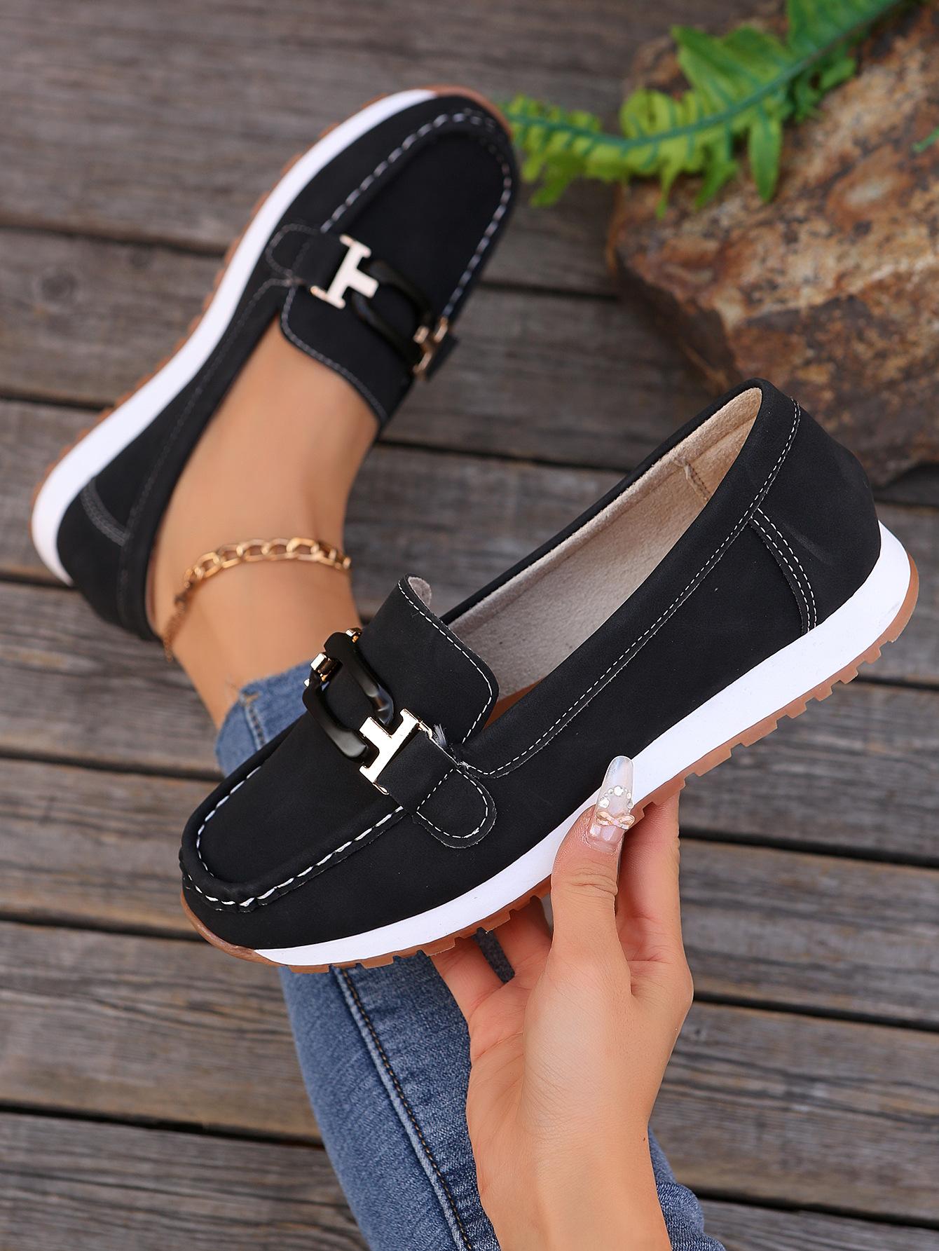 

Flat bottom round head single shoes women s 2025 summer new European and American foreign trade large size chain belt buckle foot women s shoes 36 чёрный