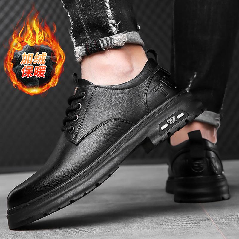 Einzelne Baumwolle Herren Freizeitlederschuhe Winter Baumwolle warm Retro Schnürung weiche Sohle bequeme Herrenlederschuhe