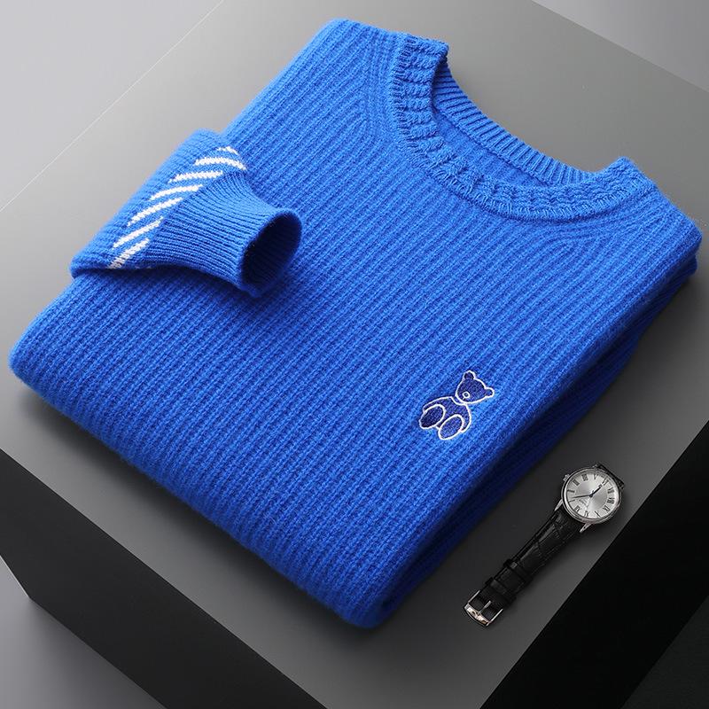 Men's 100% Wool Round Neck Sweater - Thickened, Fashionable, Casual Loose Fit for Teens, Solid Color Knitted Design.