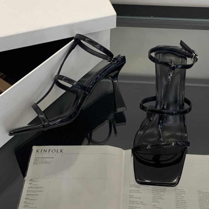 Sommer 2025 Schmaler Riemen Schnalle Designer Sandalen Damen Sexy Quadratische Zehen Offene Zehen Dünner Absatz Pumps Lässig Strand Marken Pantoletten Weiblich