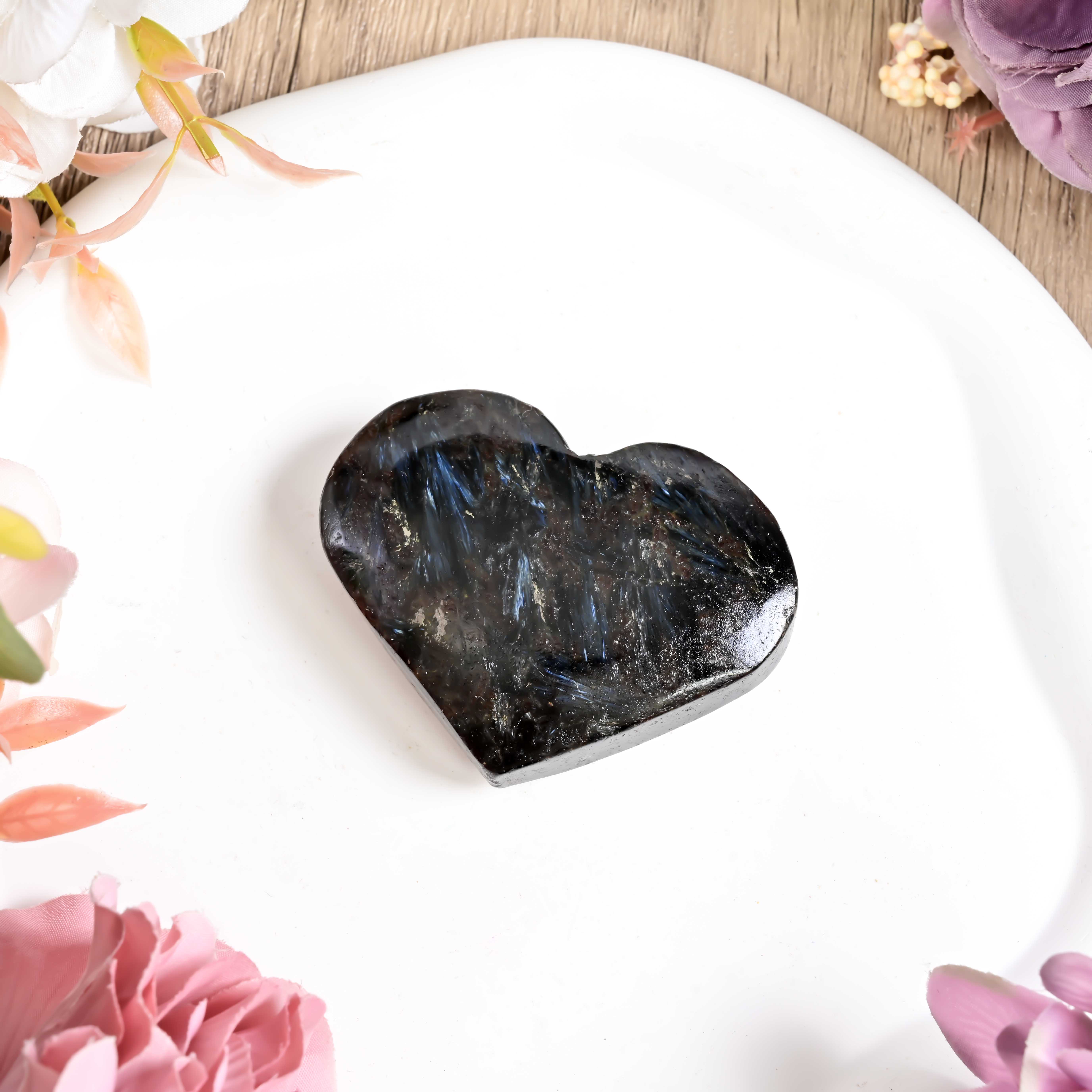 Natural Astrophyllite Palm Stone & Heart Polished Astrophyllite Handheld Heart Ornament for Home Desktop Decor 50-100g