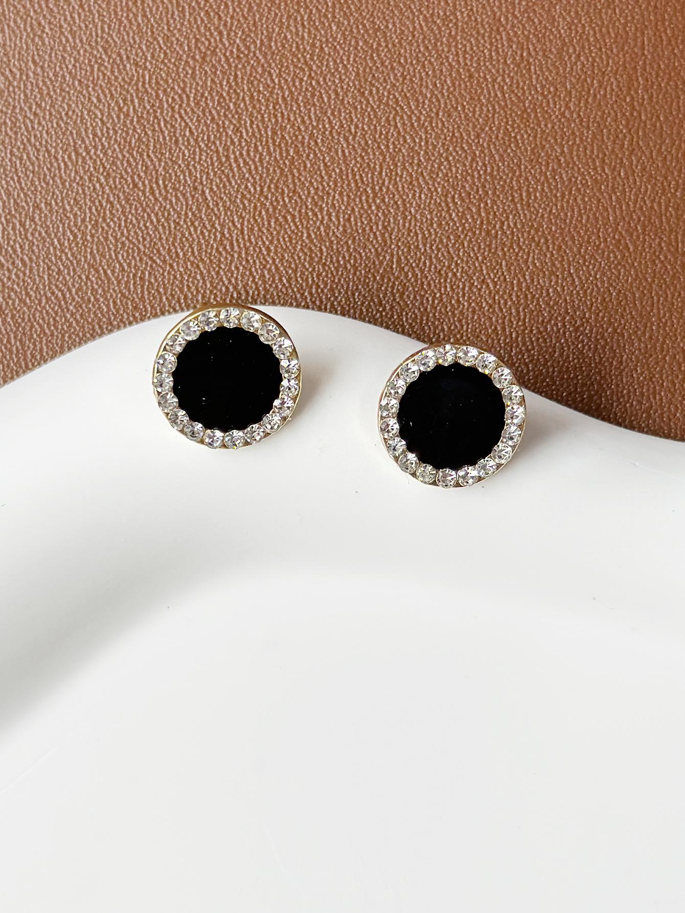 

Простые черные треугольные круглые серьги-гвоздики с бантом, роскошные, универсальные, с темпераментом