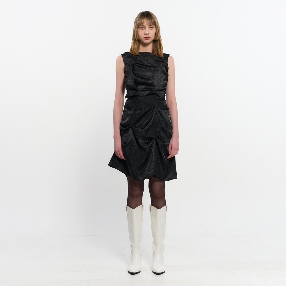Kimjisu Dozi - Satin Leopard Dress _ Black