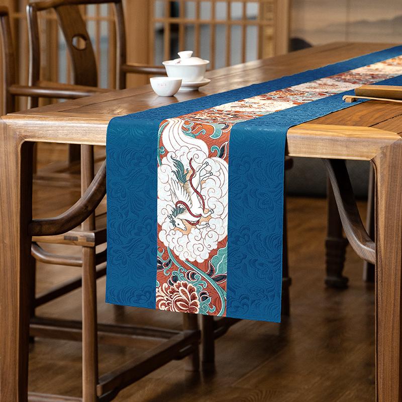 

Новий Dunhuang Fu Beast Китайський настільний прапор Гарячий продаж із парчі для чайного столика Водонепроникна скатертина Чайний столик Чайний прапор Пилонепроникна тканина 32*120cm