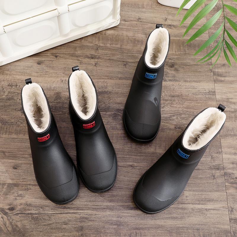 Short tube men's rain shoes non-slip waterproof fashion rain boots fleece warm rubber shoes kitchen work medium tube water shoe cover shoes