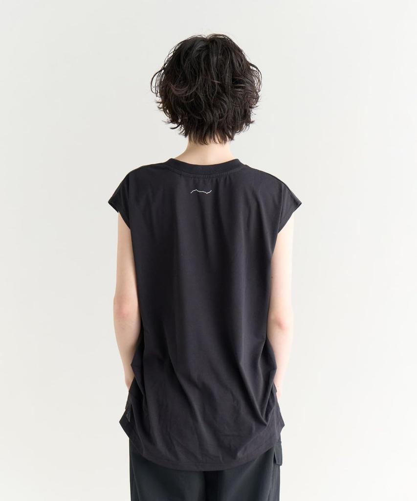 NANGA Mieszanka Sucha Slogan Rękaw Francuski MIESZANKA SUCHA SLOGAN T-SHIRT W Czarny Biały Casual Szybkoschnący Odprowadzający Pot Ochrona UV T-Shirt F/S Damski T-Shirt