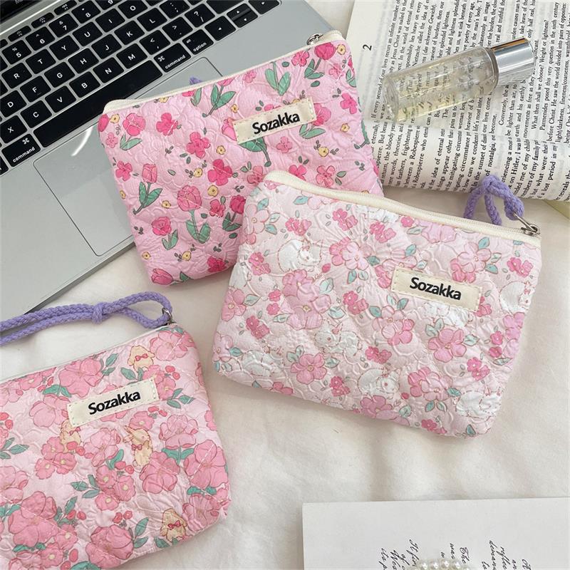 Sweet Cute Animal Floral Quilted Padded Portable Sanitary Napkin Storage Bags Coin Purse Cosmetic Bags Card Packs Key Bags Gifts