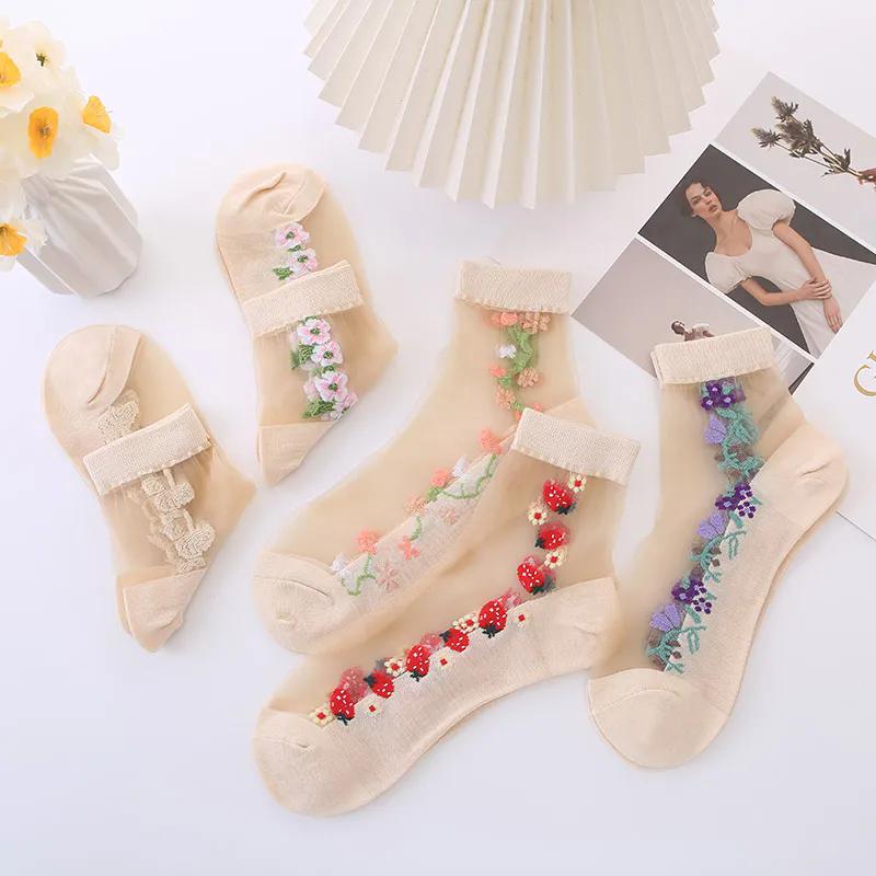 5 Paires de Bas Mi-Mollet Femme Été Dentelle Nouveau Style Broderie