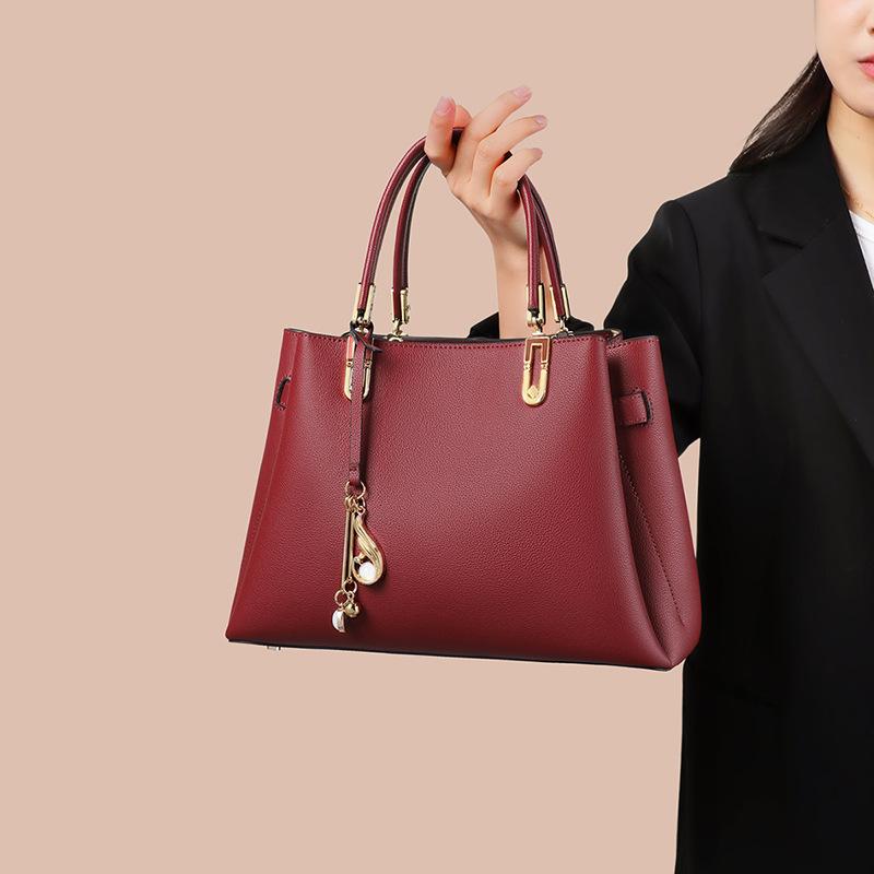 Сумка Женская Новая Ручная Сумка для Мамы Большой Вместимости Атмосферная Свадебная Сумка Кожаная Наплечная Женская Сумка