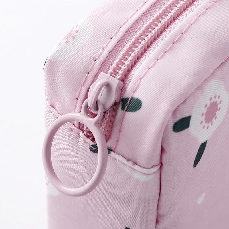 Borsa da donna per tampone impermeabile Mini tovagliolo sanitario Borsa da toilette Borsa da viaggio per cosmetici Custodia per trucco Cavo dati Borsa da donna