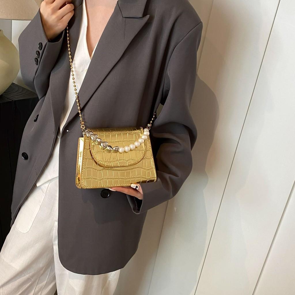 Chic Urban Minimalist Pearl Finish Small Handbag Ideal For Girls With A Trendy Design