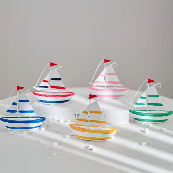 Sailboat Model Solid Wood Hand-Painted Small Sailing Ship Model Living Room Study Room Children Room Ocean Style Display Mold