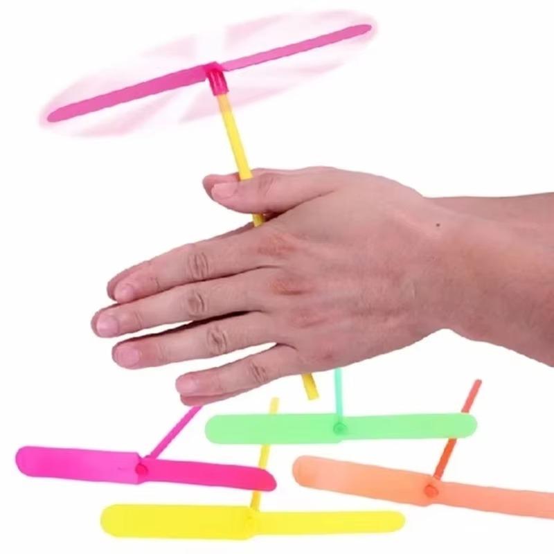 

10/20 шт. Новинка, пластиковый бамбуковый пропеллер для стрекозы, классическая игрушка для улицы, подарок ребенку, вращающаяся летающая стрела, многоцветная, случайный цвет