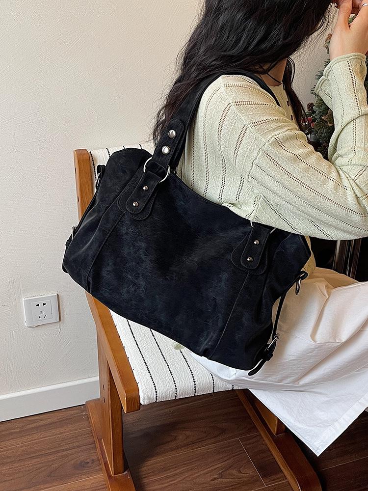Stylish Large-Capacity Women's Tote: Versatile Solid Color Crossbody & Shoulder Bag