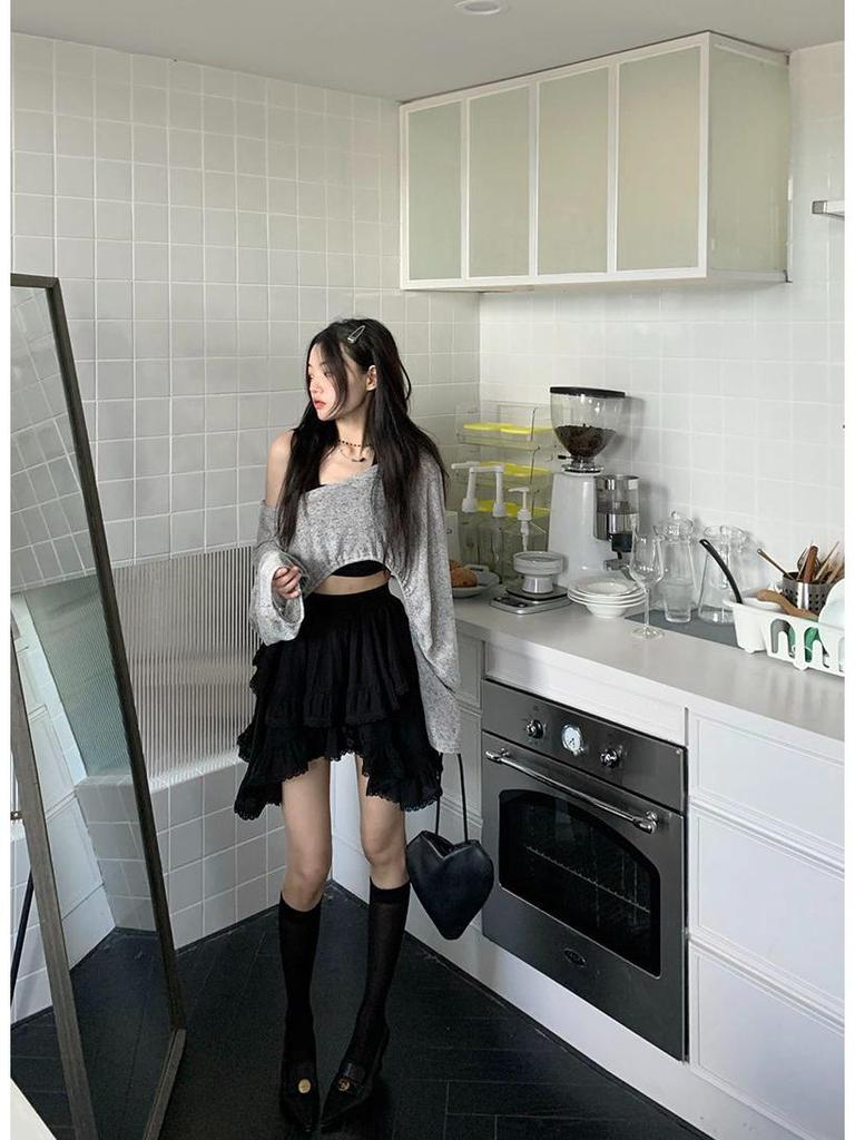 Gonna Mini Dolce Trendy Coreana Monocolore con Bordino in Pizzo e Vita Elastica